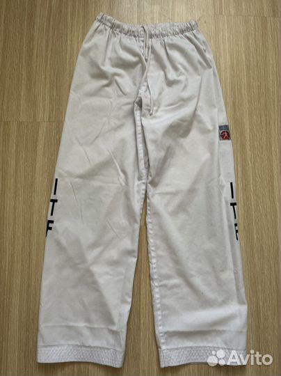 Брюки от добка тхэквондо