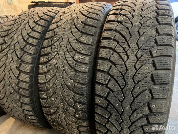 Pirelli Formula Ice 265/65 R16