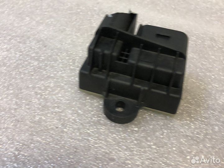 Реле накала свечей Mercedes Benz