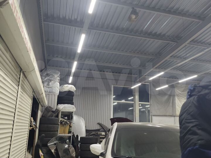 Гараж, > 30 м²