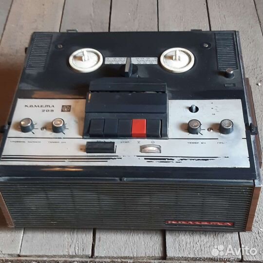 Катушечный магнитофон Комета-209