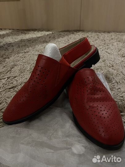 Босоножки женские