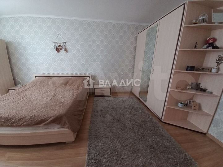 4-к. квартира, 131,5 м², 2/5 эт.