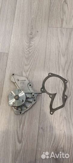 Водяной насос помпа подходит форд, Мазда, Вольво