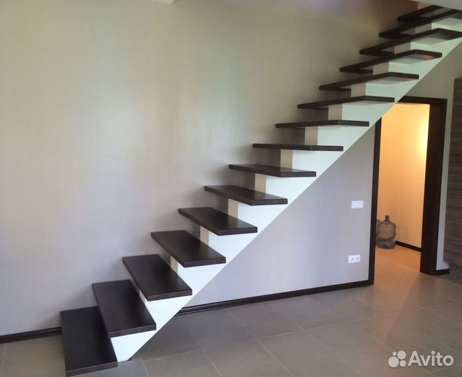 Лестница металлический каркас