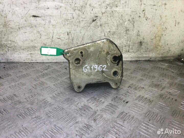 Радиатор масляный Mercedes C-klasse 611962