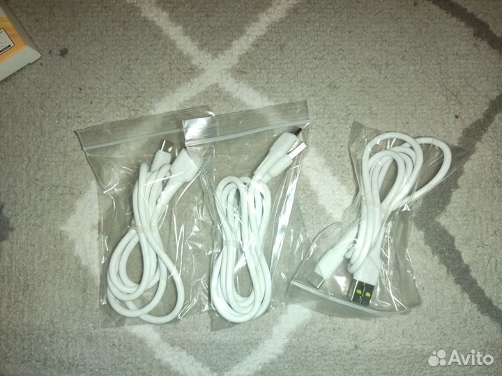 Аукс, Зарядник Тайпси, переходник с Айфона на аукс