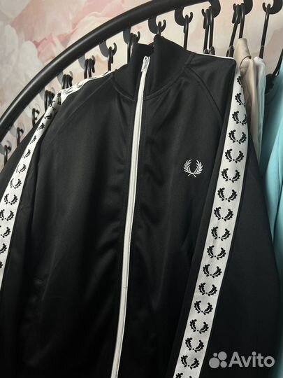 Fred perry олимпийка