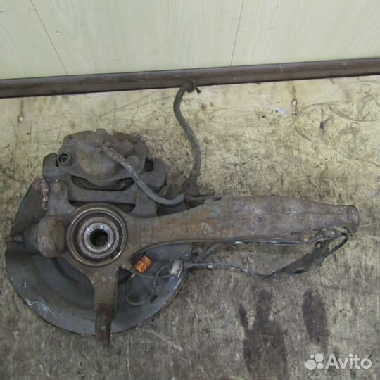 Кулак поворотный передний правый honda Accord VII