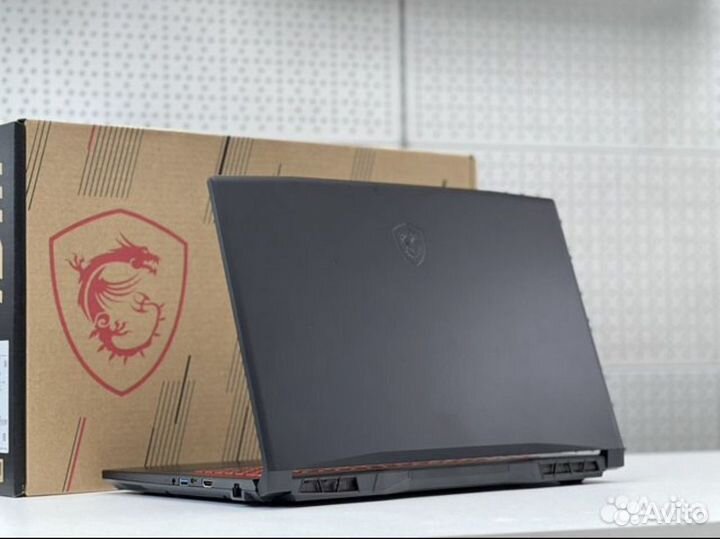 Новый MSI Katana 17.3 144Hz Core i5 11th GTX1650