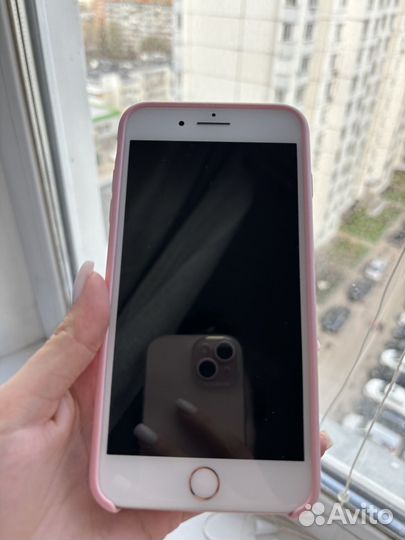 iPhone 8 Plus, 64 ГБ