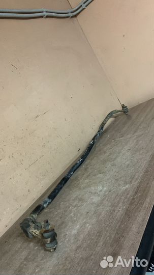 Стабилизатор передний Nissan Maxima (A32