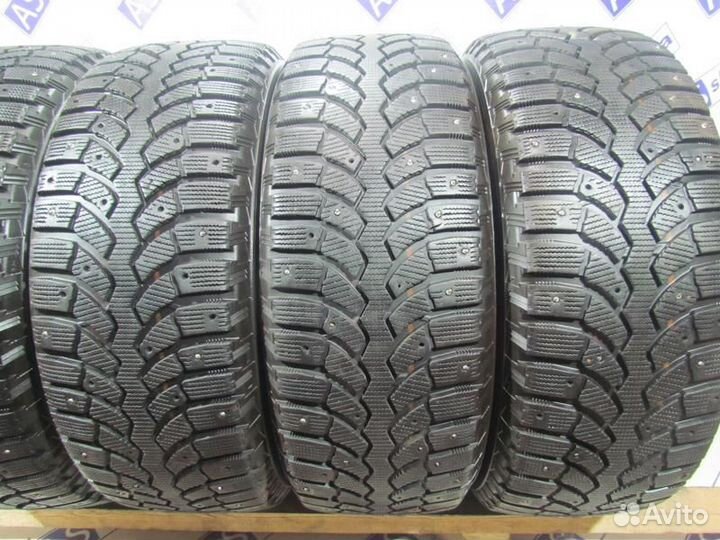 Bridgestone Blizzak Spike-01 235/60 R17 88R