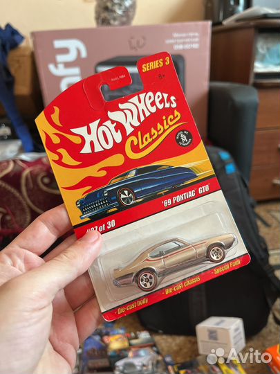 Hot wheels classics '69 pontiac gto