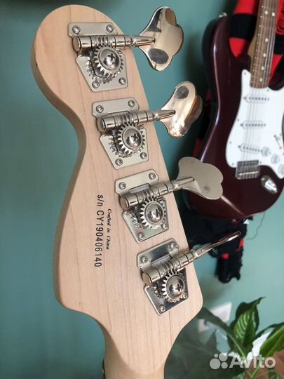 Squier affinity precision bass