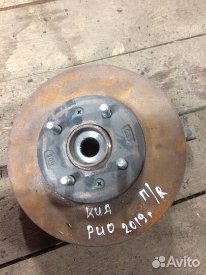 Поворотный кулак передний правый Kia Rio 4