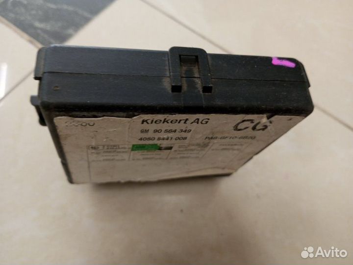 Блок электронный Opel Vectra B хетчбек Y16XE 2000