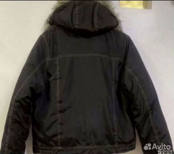 Очень теплая и стильная куртка с капюшоном