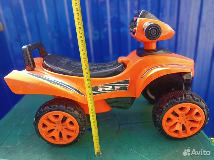 Квадроцикл каталка детский