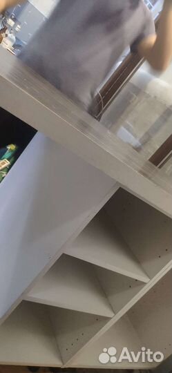 Мебельная стойка с декором