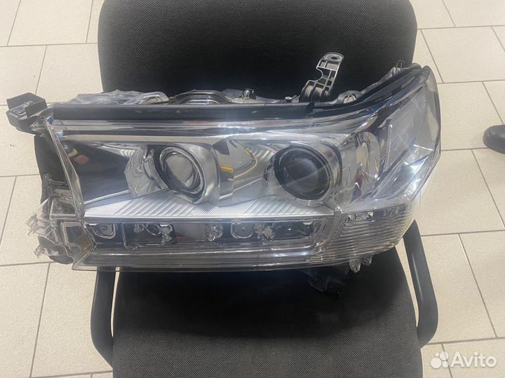 Фара toyota land cruiser 200 2015+