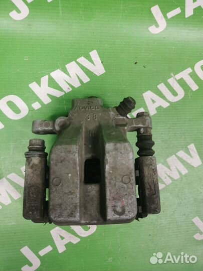 Суппорт Toyota Camry