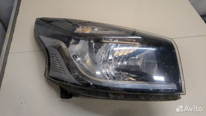 Фара (передняя) Renault Trafic, 2014