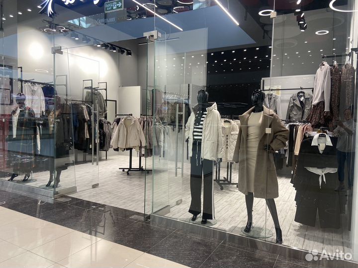 Продавец консультант женской одежды