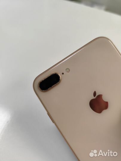 iPhone 8 Plus, 64 ГБ