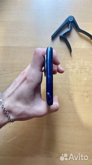 Телефон Infinix Note 10 Pro