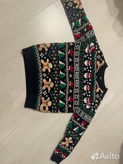 Новогодний свитер акула 116