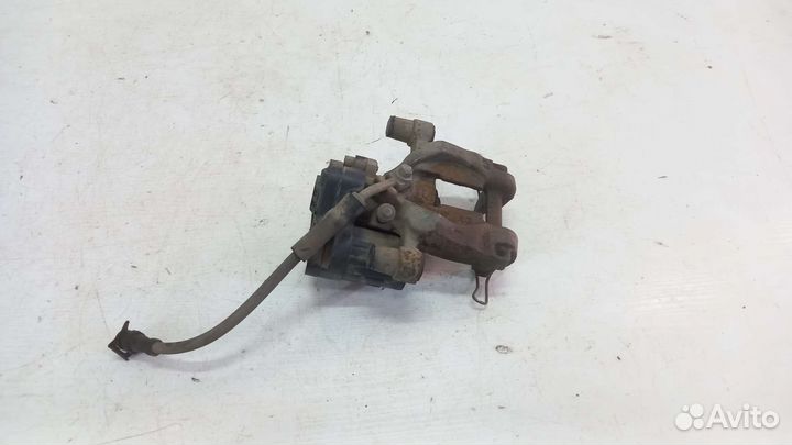 Суппорт задний правый Volkswagen Tiguan 2