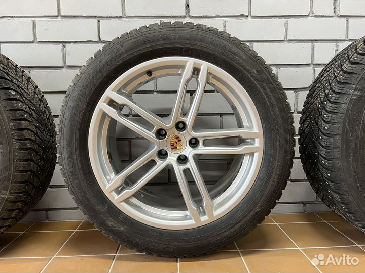 Диски porsche macan R19 с отличной резиной