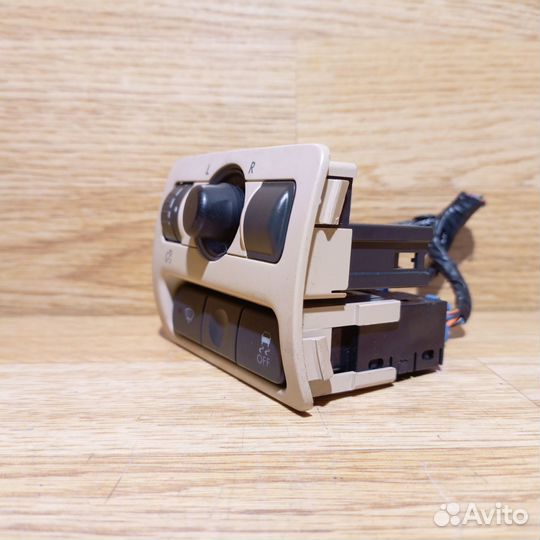 Блок управления зеркалами Subaru Tribeca B9