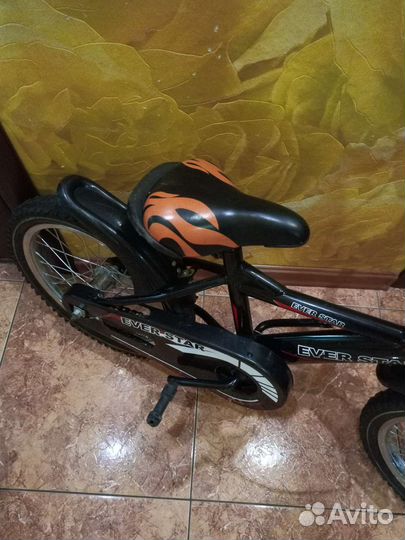 Детский велосипед 16