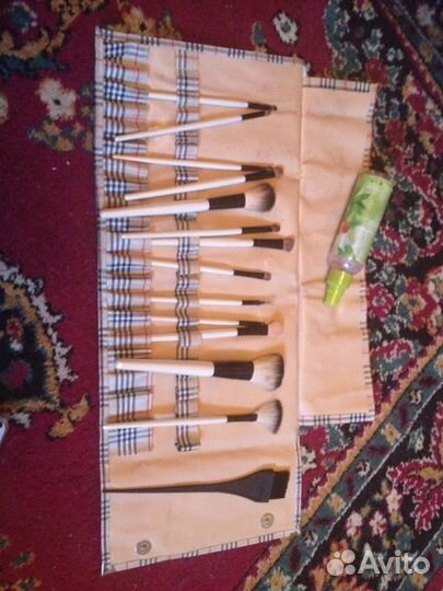 Кисти для макияжа