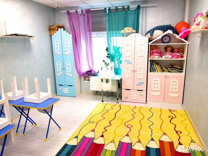 Зал класс для танцев, йоги, единоборств, тренингов