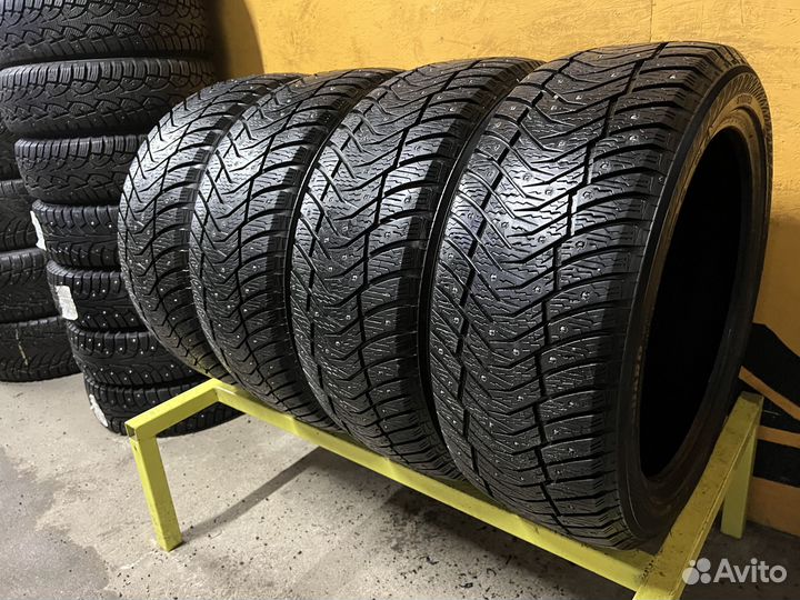 Yokohama Ice Guard IG65 245/45 R19