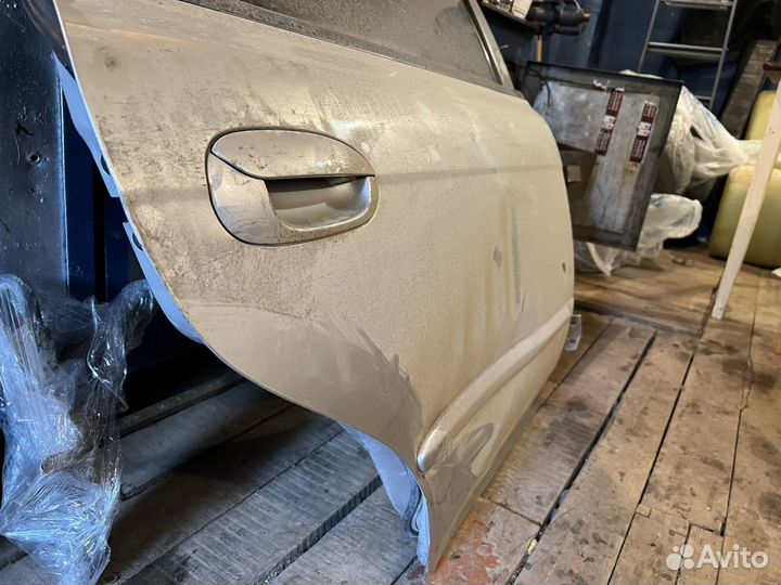 Дверь задняя правая kia spectra