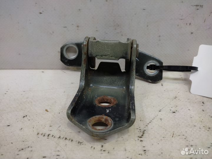 Петля двери задняя левая Mazda 6 GG 2002-2008