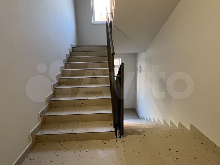 1-к. квартира, 57,5 м², 2/9 эт.