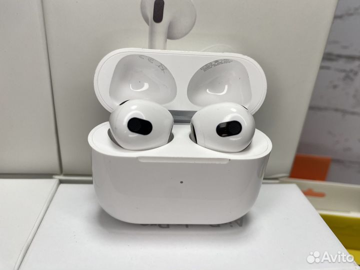 Наушники Airpods 2/3/pro 2 + зарядка для iPhone
