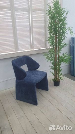 Дизайнерское кресло