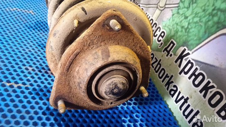 Стойка амортизатора переднего левого Kia Cerato