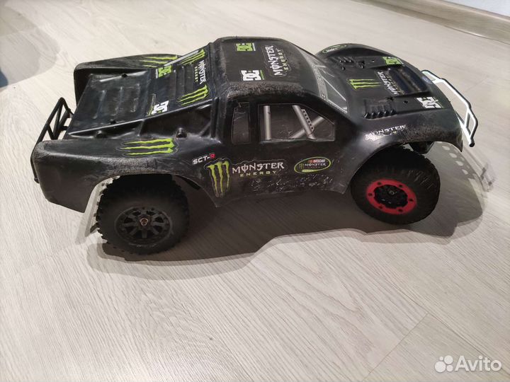 Remo Hobby 9emu/Traxxas Slash 4x4