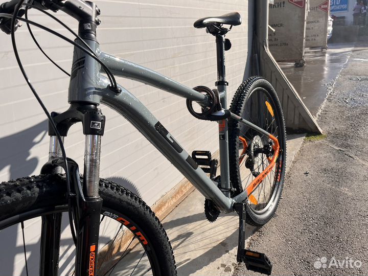 Велосипед GT avalanche sport 29