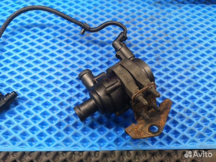 Насос ож Audi Q7, Touareg