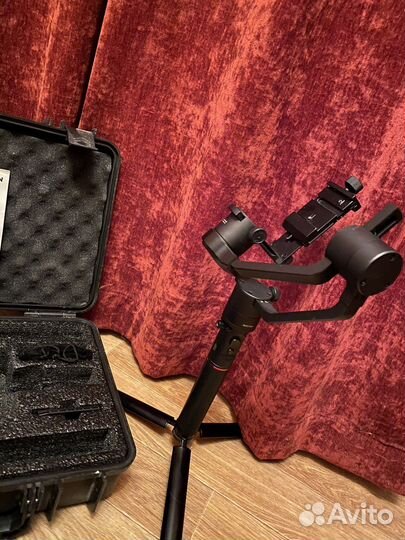 Электронный стабилизатор для камеры