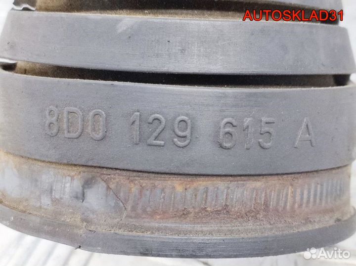 Патрубок турбины воздушный Audi A6 C5 8D0129615A