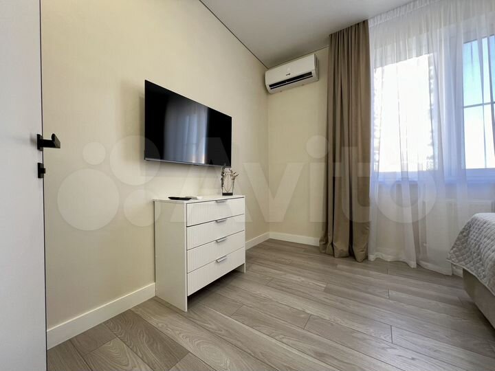 2-к. квартира, 65 м², 14/24 эт.